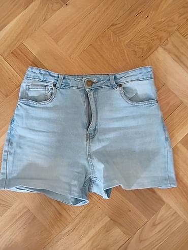 ugg sandale: Ženske teksas šorts pantalone – svetlo plava ispirana nijansa. - — 4