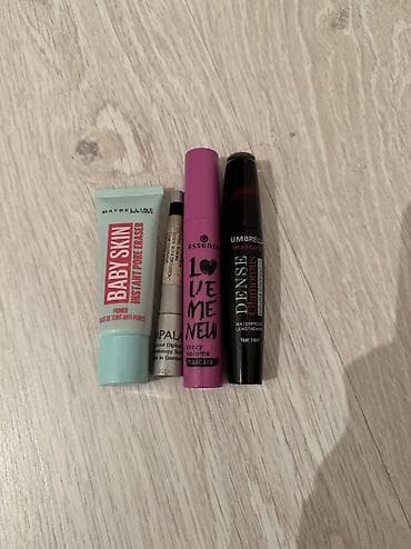 Maskare neupotrebljene ajlajner i primer samo probani,bukvalno kao