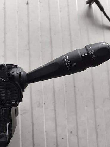 balast za xenon d1s: SPULNA SA ABLENDERIMA ZA PEUGEOT 3008 OD 2014. DO 2021. GOD — 3