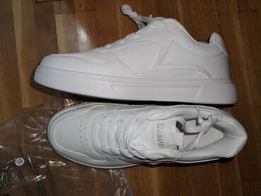 Patike, veličina - 42