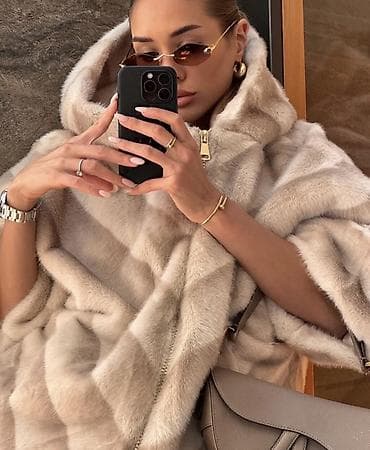 Luksuzna ženska bunda s kapuljačom – svetlosiva/bež nijansa -