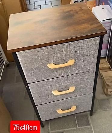 ikea odlaganje igracaka: Komoda sa 3 fioke, dimenzija 75 x 40 cm. Praktičan i kompaktan komad — 1