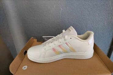 Ženska obuća: Adidas, 36, bоја - Bela — 4