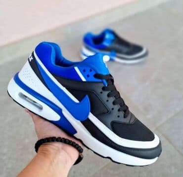 Trainers, size - 42