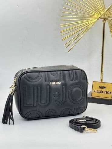 firmirane zenske tasne: Tasna 
23x17cm
pk — 1