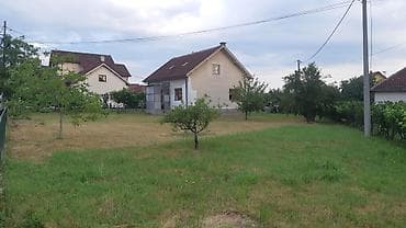 kuće obrenovac: Plac i kuća – porodična kuća sa velikim dvorištem i voćnjakom u — 2