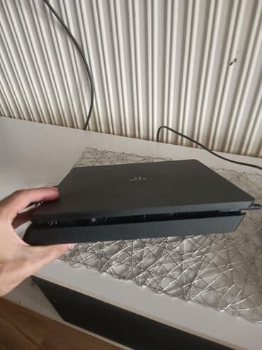 huawei p20 pro cena polovan: Sony PlayStatione 4 Malo korišćen Potpuno ispravan Besplatni nalog — 6