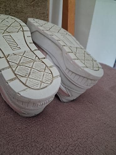 zenske puma patike: Puma dečije patike – koža/sintetika, bela boja sa puder‑roze Puma — 9