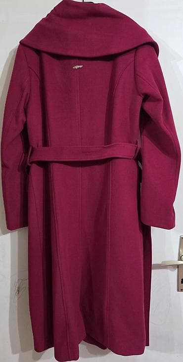 sat sa pticama: Prodajem Tiffany dugacak kaput u ciklama boji. nov ne — 7