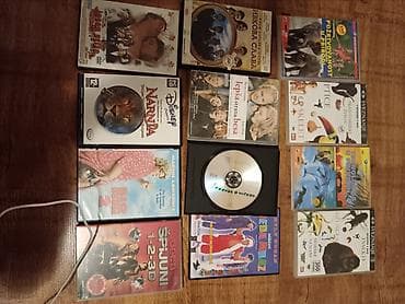 mega centar slike: Kolekcija DVD-ova – igrani filmovi, porodični naslovi i edukativni — 1