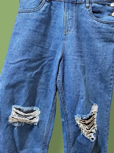 Ženska odeća: Lepe farmerke na tregere. Veličina M. Obim struk 85cm, obim bok 100cm — 3