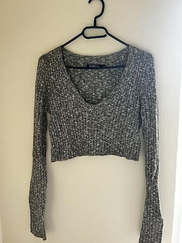 Sivi pleteni cropped džemper Beyond Her - Brend: Beyond Her (etiketa