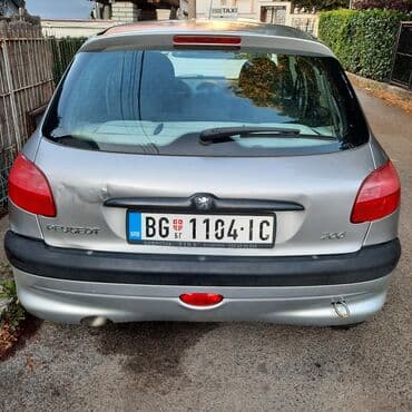 aston martin rapide s s: Peugeot 206: 1.4 l | 2001 year 208000 km. Hatchback — 2