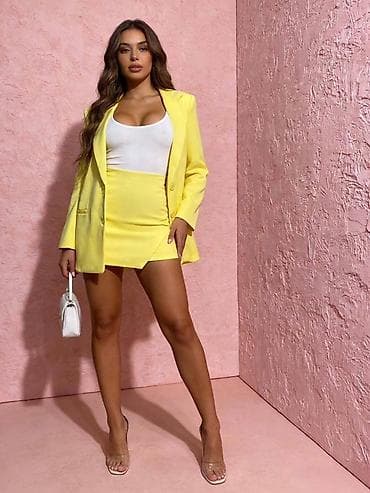 🔥Ženski komplet – sako i mini suknja🔥
✅3800 din