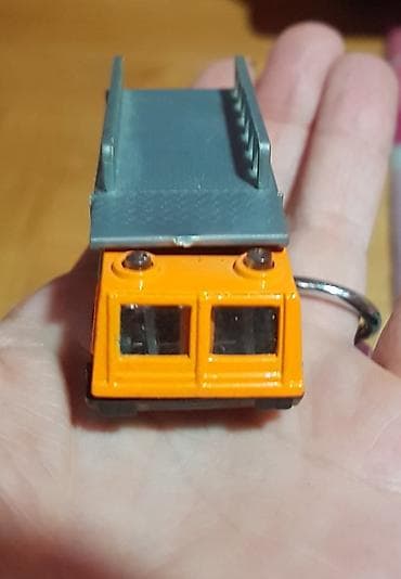 plisana igracka: Auto igracka - automobilcic kao neka dizalica — 3