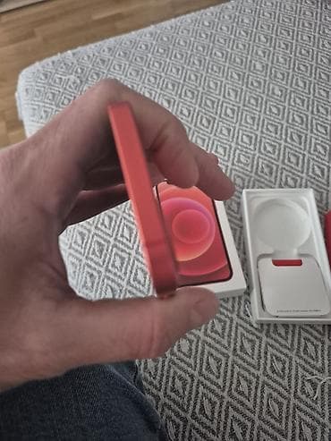 iphone 25w: IPhone 12 (PRODUCT)RED – 64 GB - Boja: (PRODUCT)RED - Ekran: Super — 5