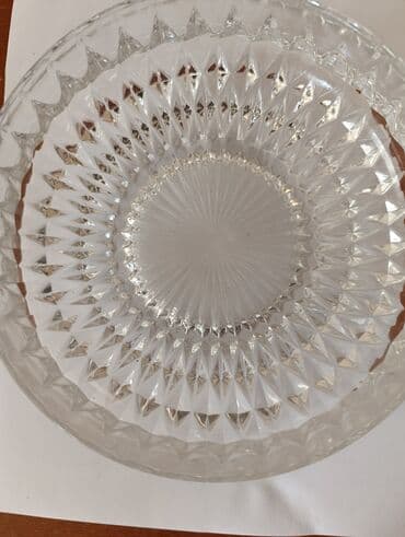 Dish Sets: Staklena kristalna posuda/cinija sa reljefnim brušenim dezenom - — 2