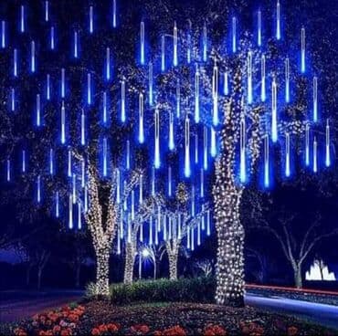 bozicna rasveta: Cena 1700 din LED Meteorska Set 8 Štapića po 50cm Dužina niza: 2.5m — 4