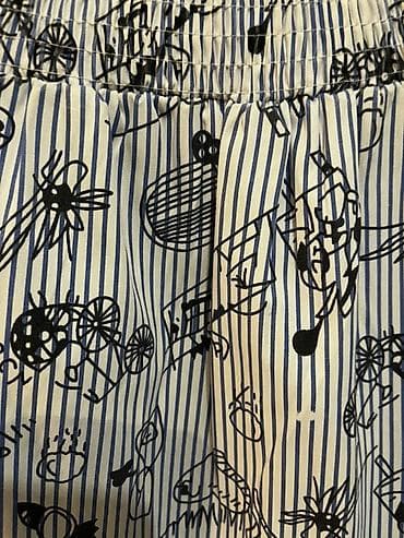 Ostala ženska odeća: Haljina s printom – pruge i ilustracije - Model: lepršava midi — 2