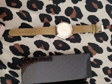 zenske helanke prodaja: Classic watch, Avon, Female — 1