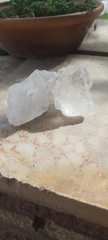 američka pita 7: Prirodni kvarc – komadi kristala (sirovi) - Transparentan do — 4