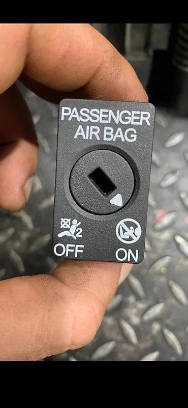 glava upravljaca: AUDI Q7 4M PREKIDAC AIR BAG 5Q0919237 | Audi q7 q5 q3 q2 A1 A3 A4 A5 — 2