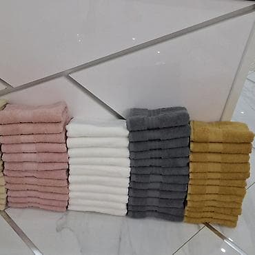 jastucnice 60x60: Set peškira – pamučni frotir

Peškiri
100x50 
12kom. 3200

T — 9
