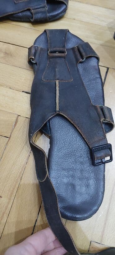 pantalone od vestacke koze: Sandale, veličina - 43 — 4
