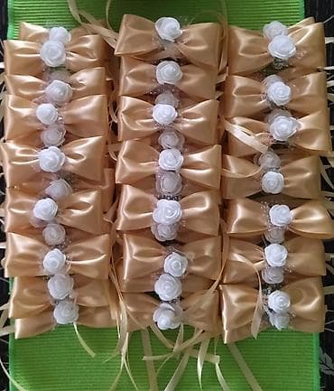 Svadbena oprema: Ukrasne mašne i korpice za svečanosti - Ručno rađene satenske mašne — 5