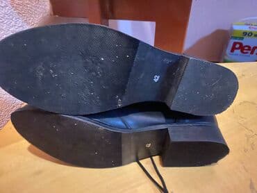 crne oksfordice: Čizme, 42 — 3