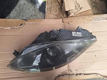 SEJAT LEON KSENON FAR ZA SEAT LEON OD 2005. DO 2009. GOD. | Sejat