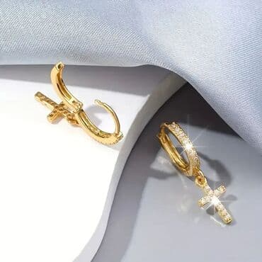 Jewellery: 800 — 12