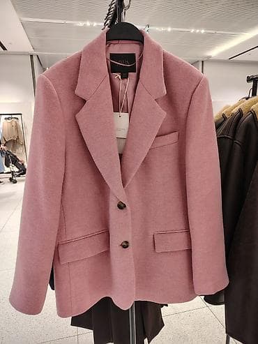 moderni sakoi: Ženski sako u nežno roze boji, klasičnog kroja sa produženom siluetom — 3
