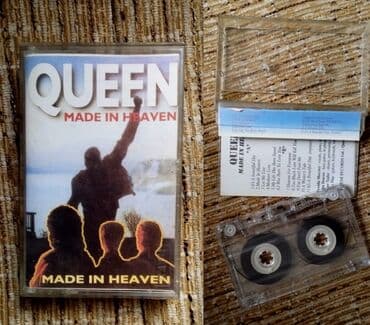 play time slicice: 6 originalnih audio kaseta – Elvis Presley, Love Forever, Queen, Paul — 4