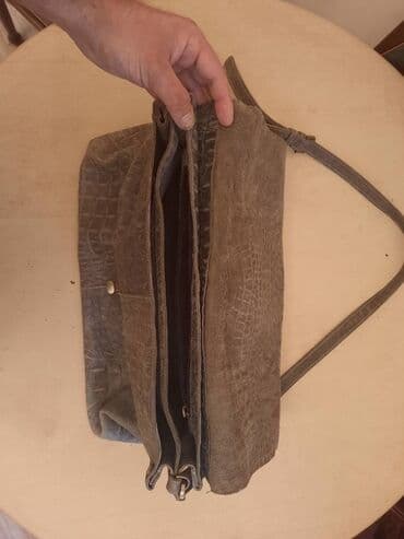 privezak za kljuceve na zvizduk: Shoulder bag, Mona, Material: Leather — 24