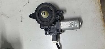 sto na podizanje: ZADNJI DESNI MOTORIC PODIZACA ZA MAZDA 2 | Mazda 2 Zadnji desni — 1