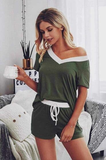 versace odelo: Od Xs do 2Xl
3000 — 2