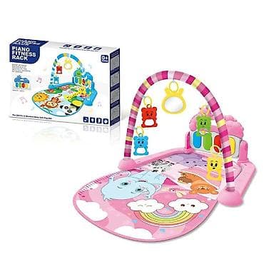 zara decije stvari: Piano podloga 

2900 din — 1