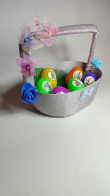 Rasveta: Uskršnja korpa sa ukrasnim jajima - Ručno dekorisana korpica u — 1