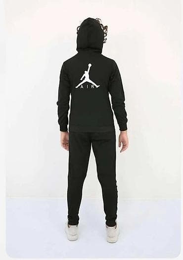 noge: Dečiji trenerka komplet – duks sa kapuljačom i donji deo - Model — 3