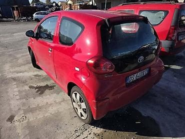 car used sale: TOYOTA AYGO 2010. GOD. - KOMPLETAN AUTO U DELOVIMA | Molba za — 2