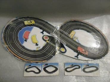 nike dynamo go: Auto pista komplet, Kina:69 krivih sina,19 pravih,3 ukrstanja,2 — 9