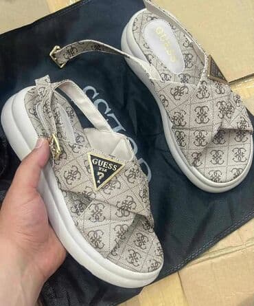 sandale platforma ccc: ⚜🌸🤍 𝐍𝐎𝐕𝐀 𝐊𝐎𝐋𝐄𝐊𝐂𝐈𝐉𝐀 🤍🌸⚜

guess

𝐁𝐫𝐨𝐣𝐞𝐯𝐢: 36 - 40

 
nova cena — 1