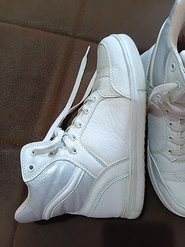 patike džordanke: Ženske patike Athletic – visoki model - Brend: Athletic - Veličina — 5