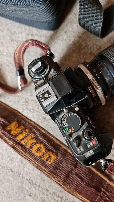 kamere za traktor: Nikon F-301 analogni 35mm SLR fotoaparat sa objektivom i dodatnom — 3