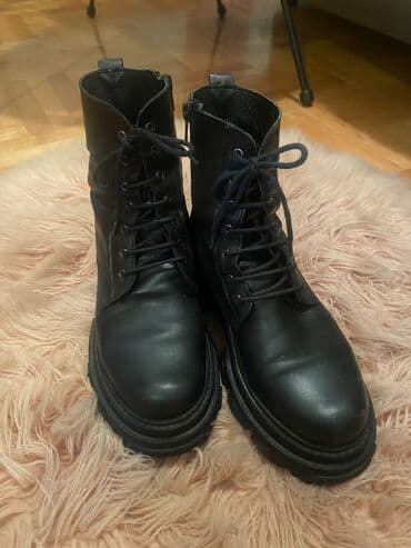 Gležnjače: Gležnjače, Dr. Martens — 1