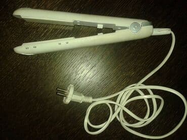 set za sminkanje za devojcice: Pegla / presa / za kosu,polovna-ispravnakeramička, 220 v-50 hz- 20 — 1