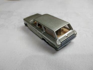 maketa automobila: Autic Matchbox Ford Fairlane 1964 srebrni oko 1:55 Thailand,kao nov — 3
