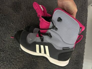 zenske mokasine broj 42: Gležnjače, Adidas, 38 — 2