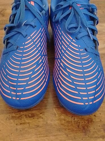 igrice za devojcice: Kopacke Adidas PREDATOR broj 41 su u odlicnom stanju sa sitnim — 10